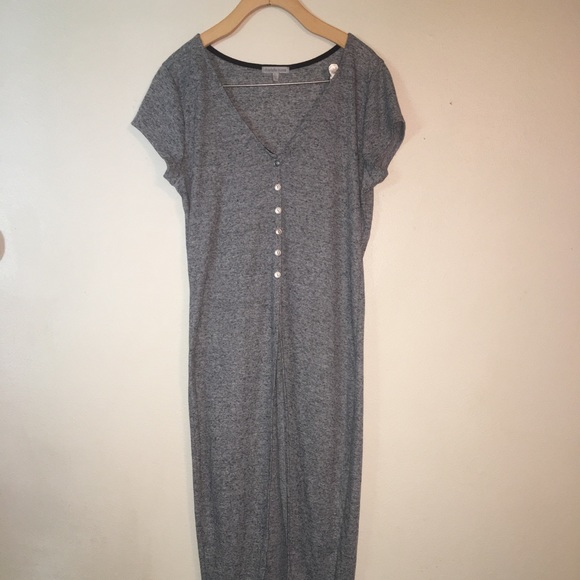 Charlotte Russe Tops - Charlotte Russe heathers grey top .